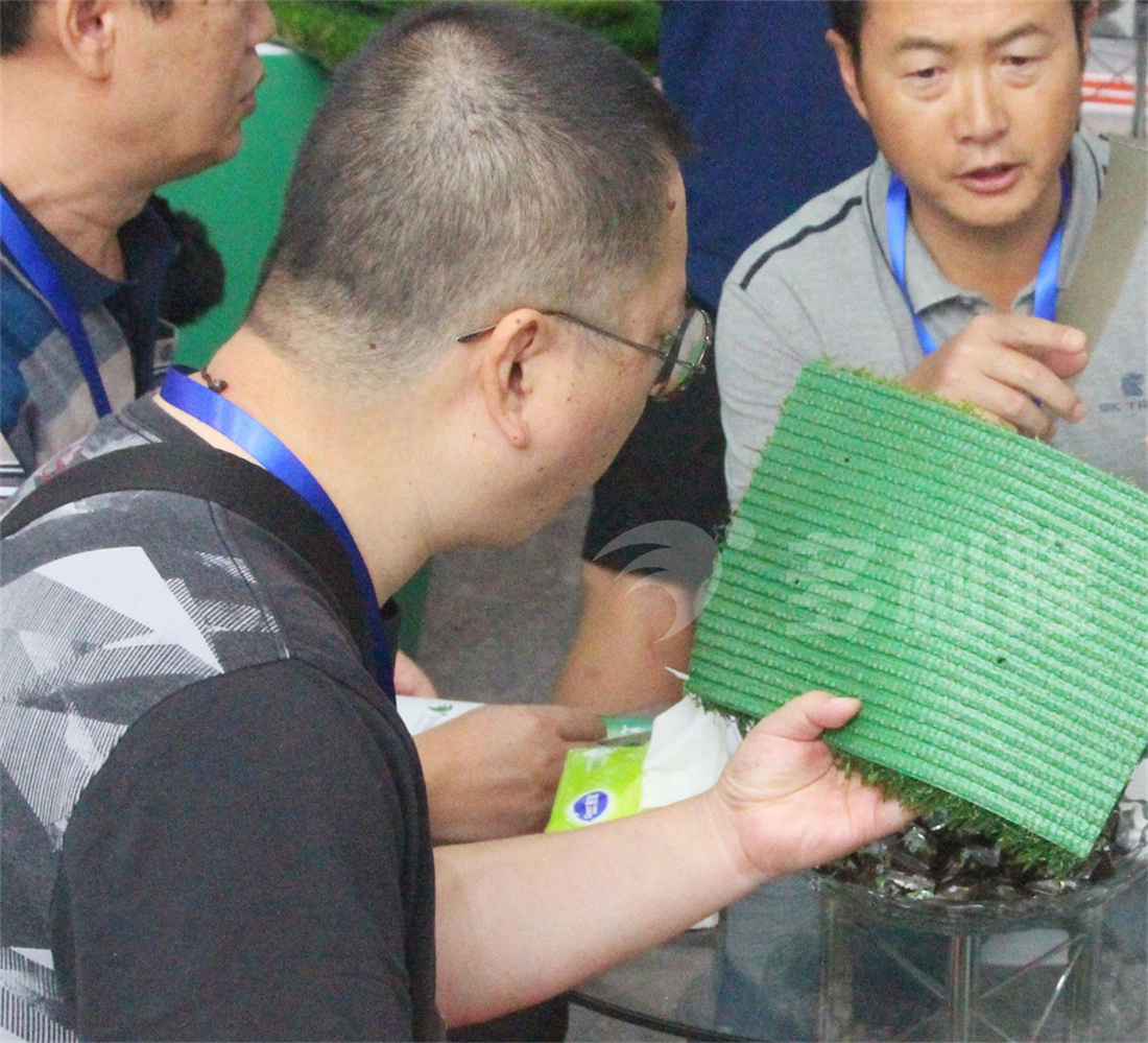 幼儿园人造草坪,幼儿园地弹坪,优发娱乐·(国际)官方网站地弹坪